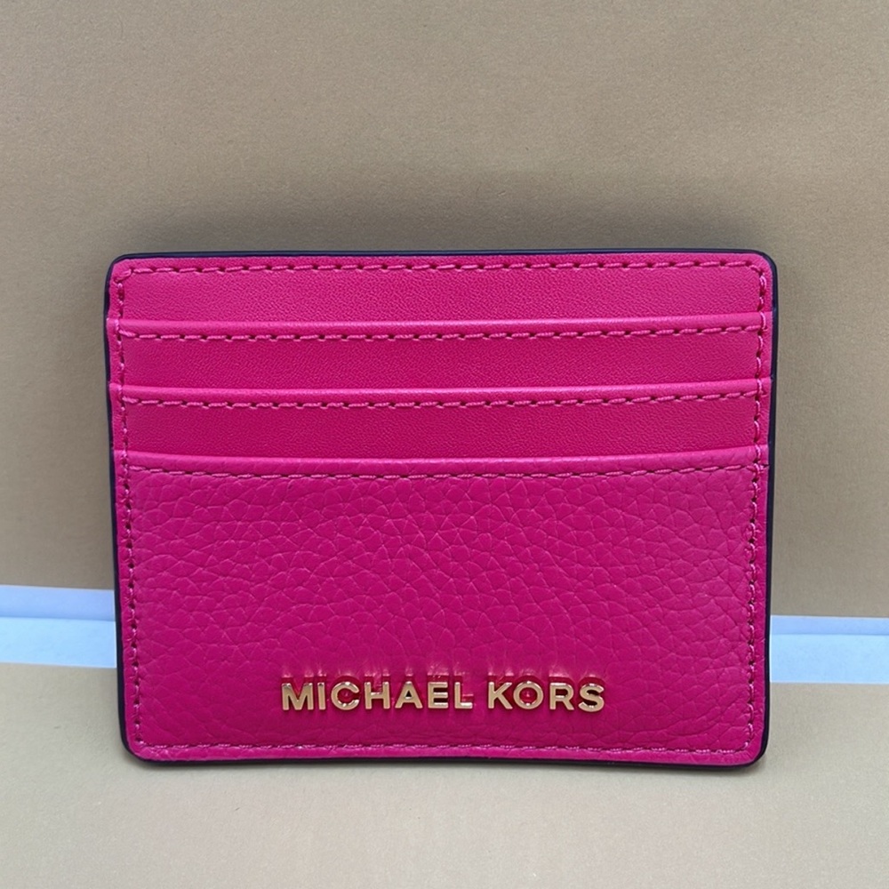MICHAEL KORS
Large Pebbled Leather Card Holder Case
Electric Pink
NWT - Picture 11 of 16
